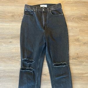 Abercrombie Curve Love Ultra High Rise Ankle Straight Jean